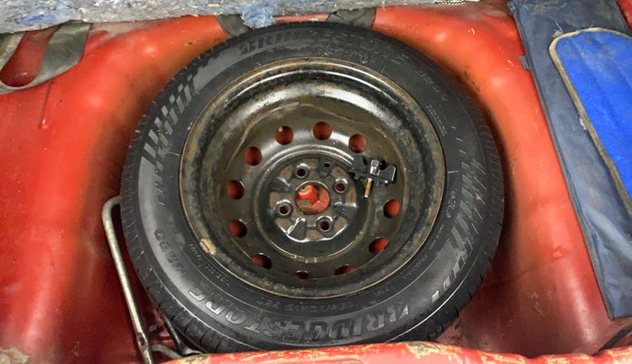 2014 Hyundai Eon MAGNA +, Petrol, Manual, 55,688 km, Spare Tyre