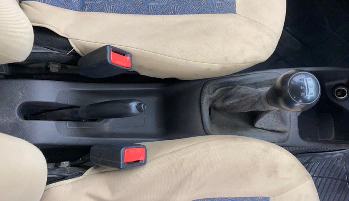 2014 Hyundai Eon MAGNA +, Petrol, Manual, 55,688 km, Gear Lever