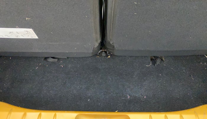 2022 Renault TRIBER RXZ AMT DUAL TONE, Petrol, Automatic, 24,010 km, Boot Inside