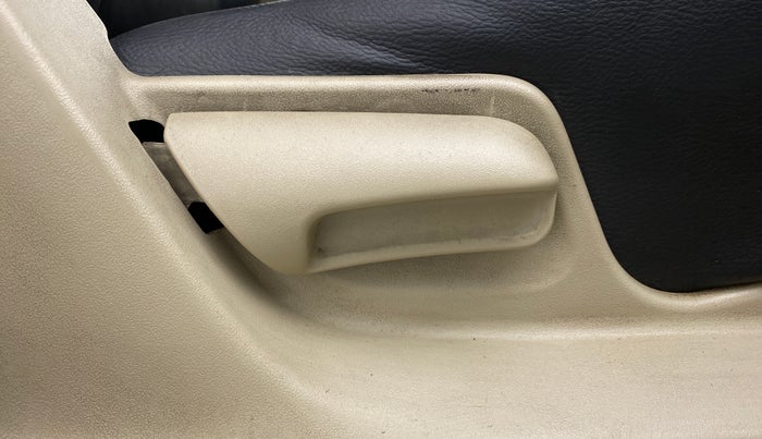 2014 Maruti Swift Dzire VXI 1.2 BS IV, Petrol, Manual, 1,12,713 km, Driver Side Adjustment Panel