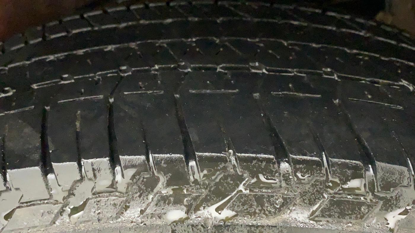 2019 Mahindra XUV500 W9 AT, Diesel, Automatic, 47,784 km, Left Rear Tyre Tread