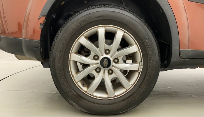 2019 Mahindra XUV500 W9 AT, Diesel, Automatic, 47,784 km, Right Rear Wheel