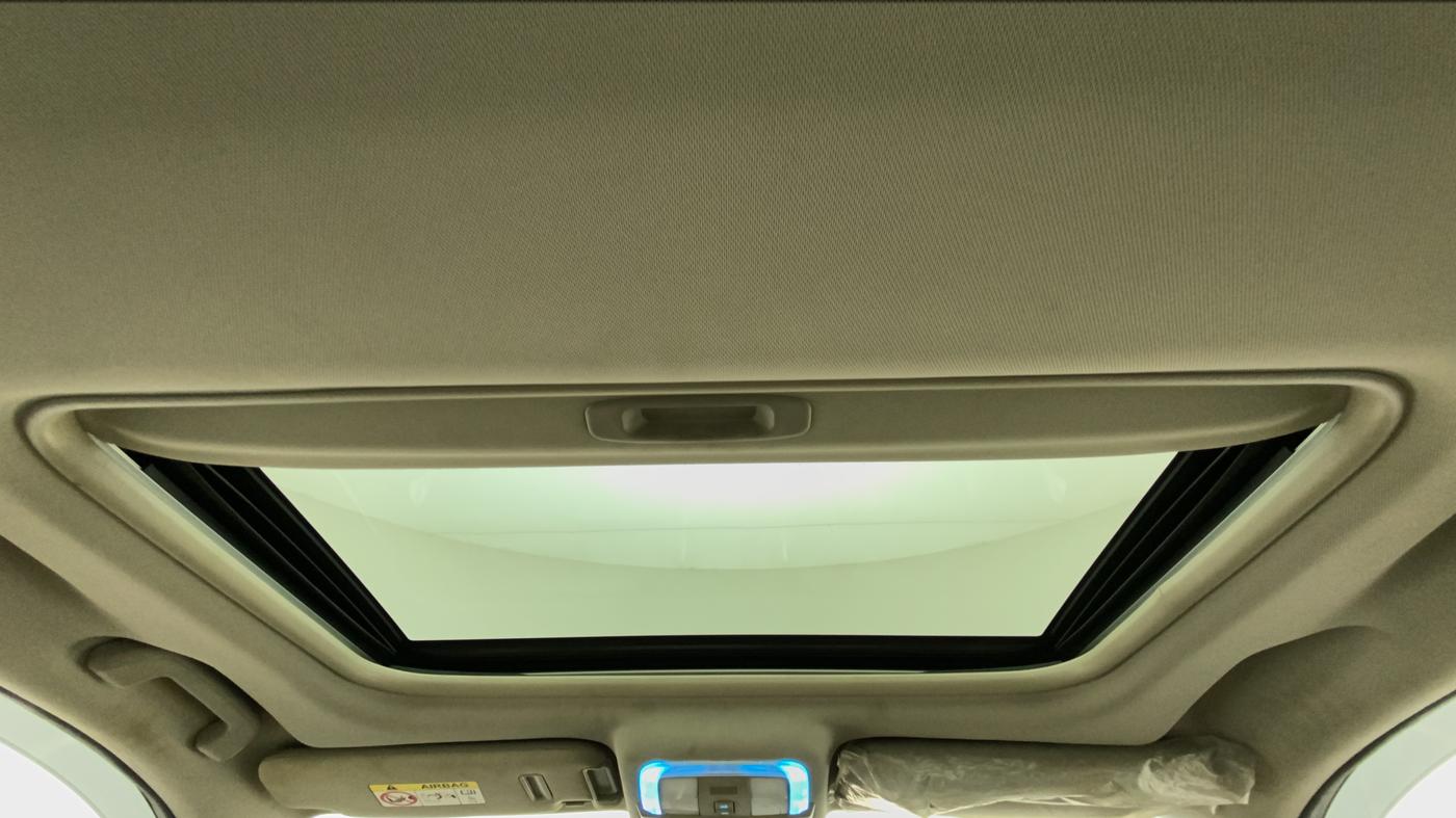 2019 Mahindra XUV500 W9 AT, Diesel, Automatic, 47,784 km, Moonroof/ Sunroof