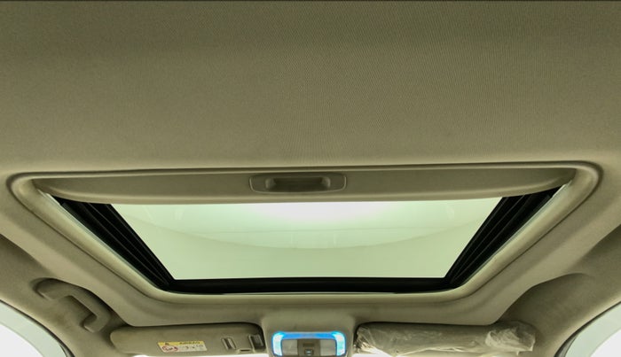 2019 Mahindra XUV500 W9 AT, Diesel, Automatic, 47,784 km, Moonroof/ Sunroof