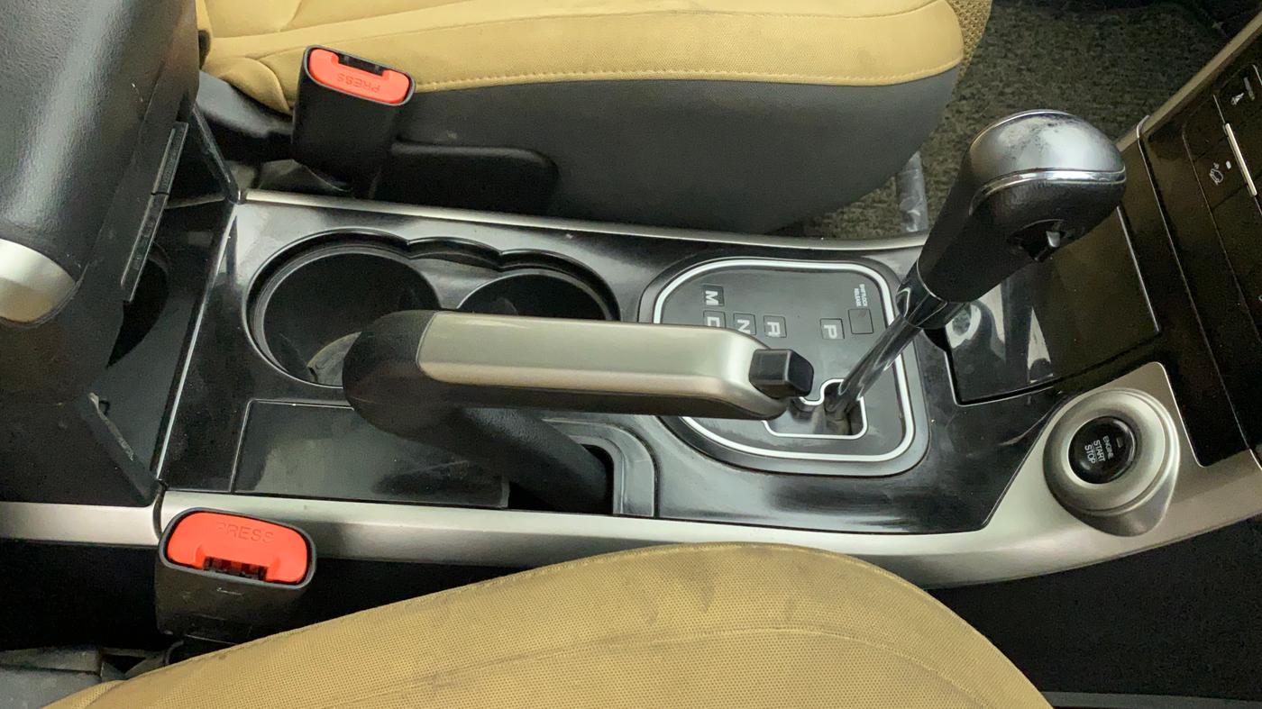 2019 Mahindra XUV500 W9 AT, Diesel, Automatic, 47,784 km, Gear Lever