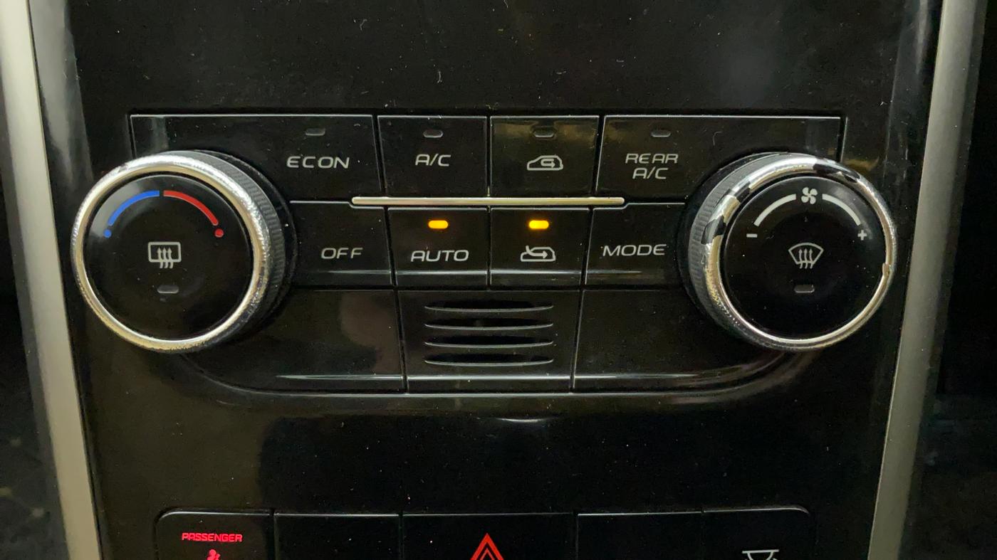 2019 Mahindra XUV500 W9 AT, Diesel, Automatic, 47,784 km, Automatic Climate Control