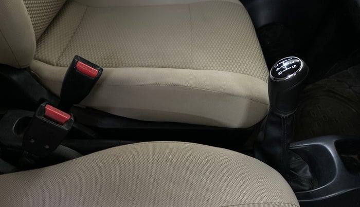 2018 Maruti Wagon R 1.0 LXI, Petrol, Manual, 66,526 km, Gear Lever