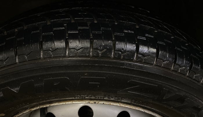 2018 Maruti Wagon R 1.0 LXI, Petrol, Manual, 66,526 km, Left Front Tyre Tread