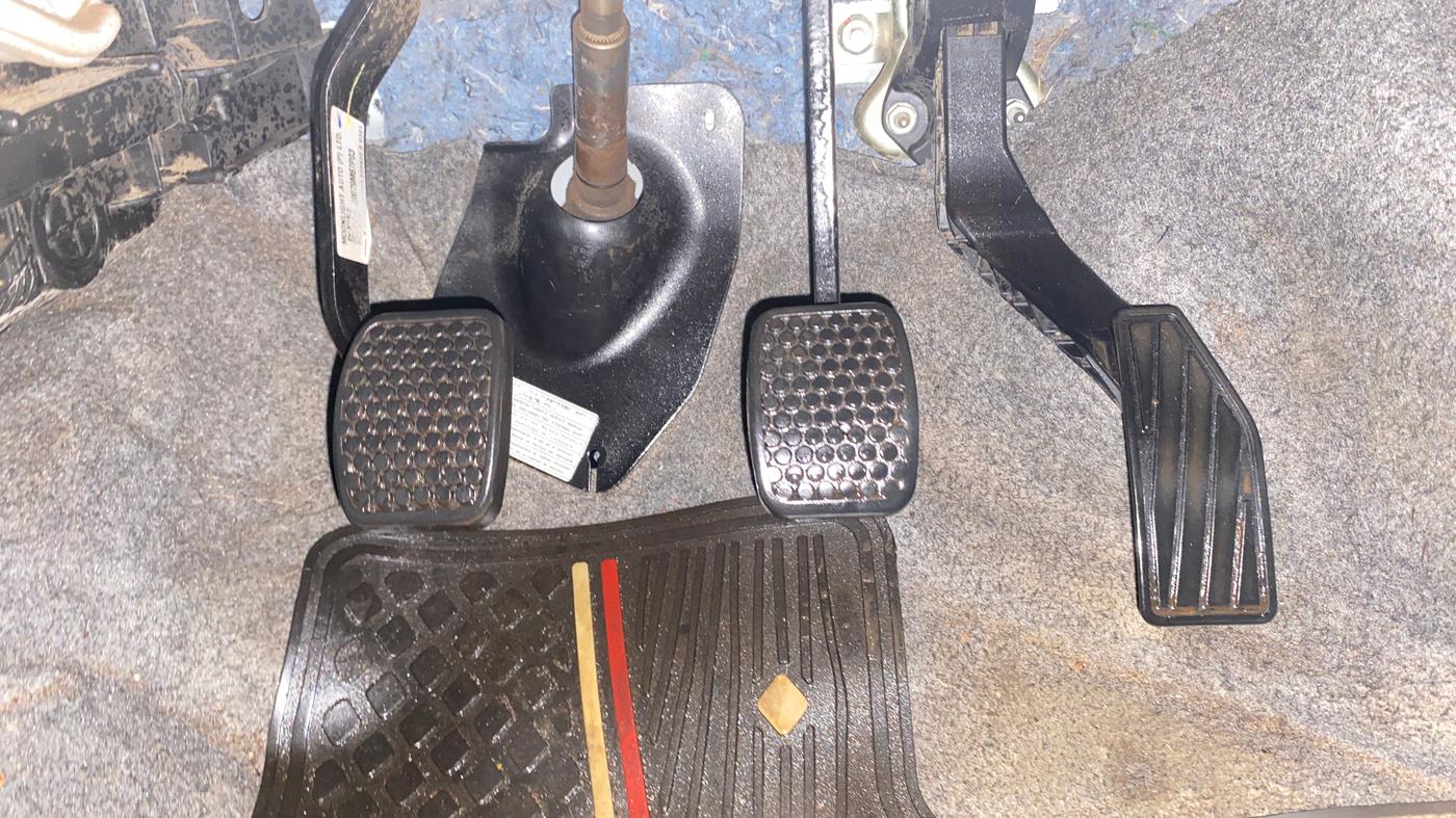2022 Maruti Alto LXI OPT CNG, CNG, Manual, 45,153 km, Pedals