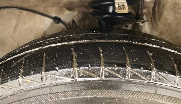 2022 Maruti Alto LXI OPT CNG, CNG, Manual, 44,095 km, Left Front Tyre Tread