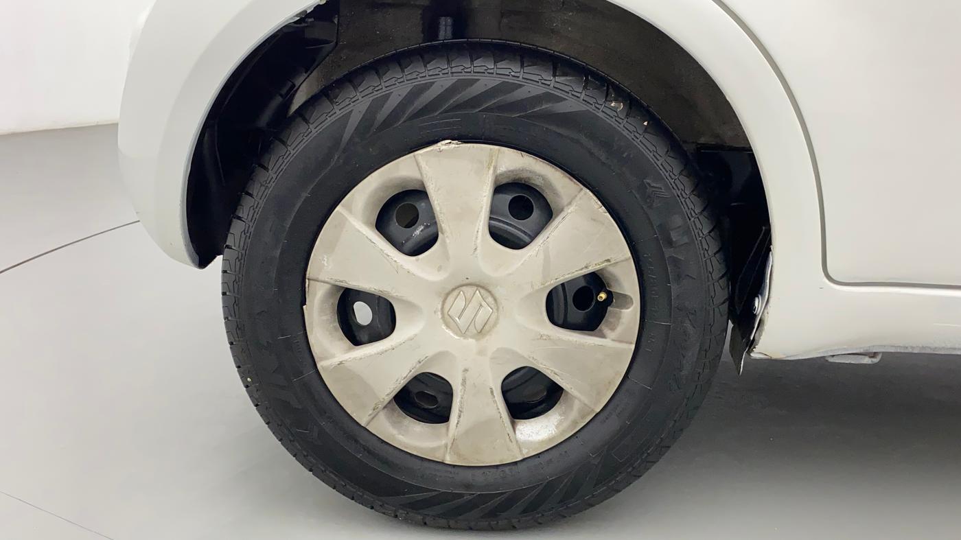 2011 Maruti Ritz VXI, Petrol, Manual, 1,08,669 km, Right Rear Wheel