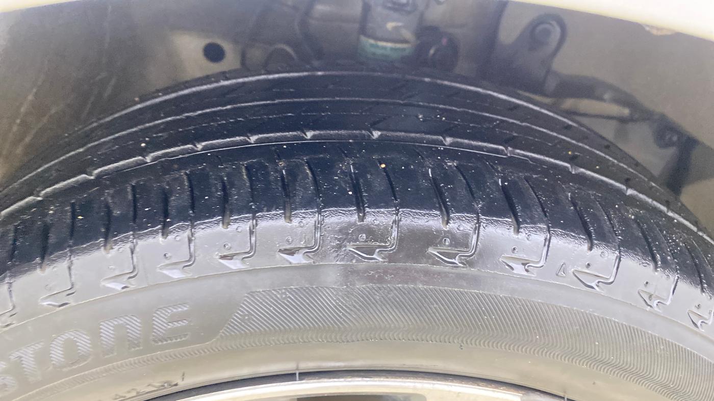 2021 Honda City 1.5L I-VTEC ZX, CNG, Manual, 40,453 km, Right Front Tyre Tread