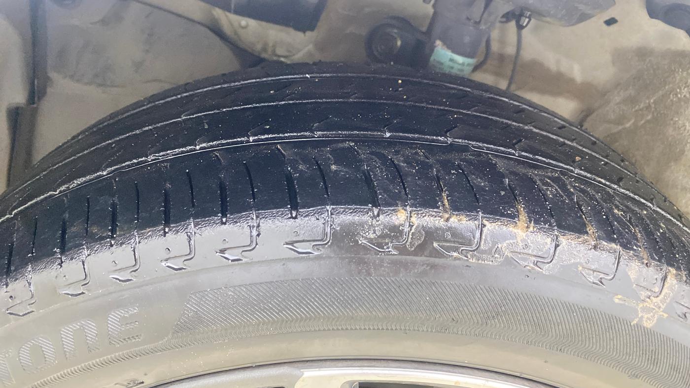 2021 Honda City 1.5L I-VTEC ZX, CNG, Manual, 40,453 km, Left Front Tyre Tread