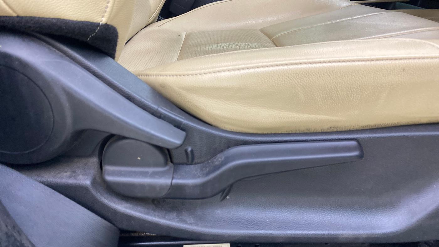 2021 Honda City 1.5L I-VTEC ZX, CNG, Manual, 40,453 km, Driver Side Adjustment Panel