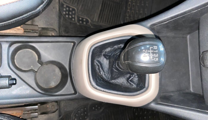 2014 Hyundai Grand i10 MAGNA 1.1 CRDI, Diesel, Manual, 66,215 km, Gear Lever