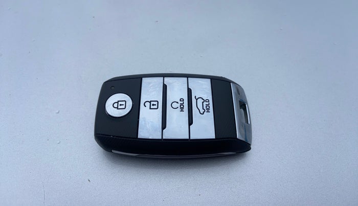2023 KIA SONET GTX PLUS 1.0 TURBO PETROL DCT, Petrol, Automatic, 10,399 km, Key Close Up