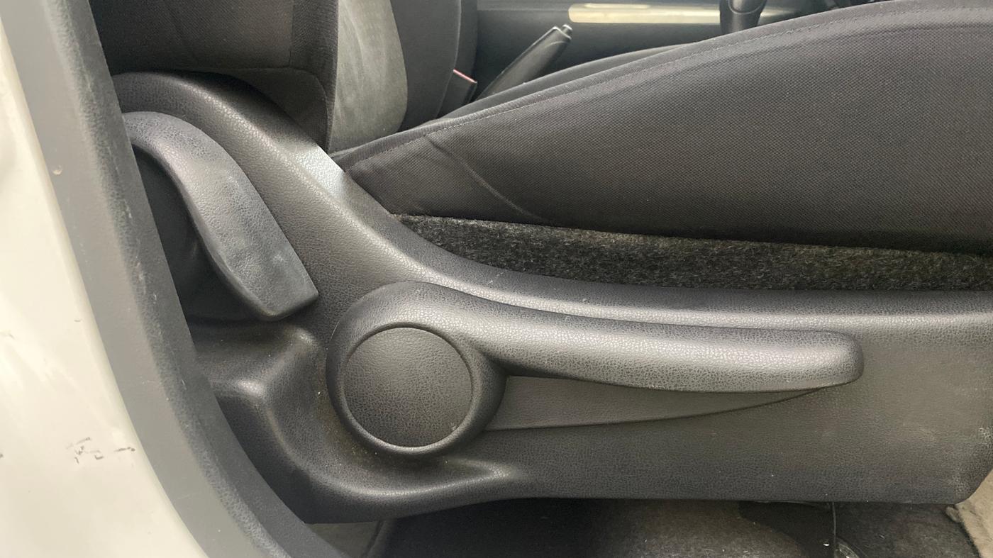2018 Nissan Micra Active XV SAFETY PACK, Petrol, Manual, 67,972 km, Driver Side Adjustment Panel