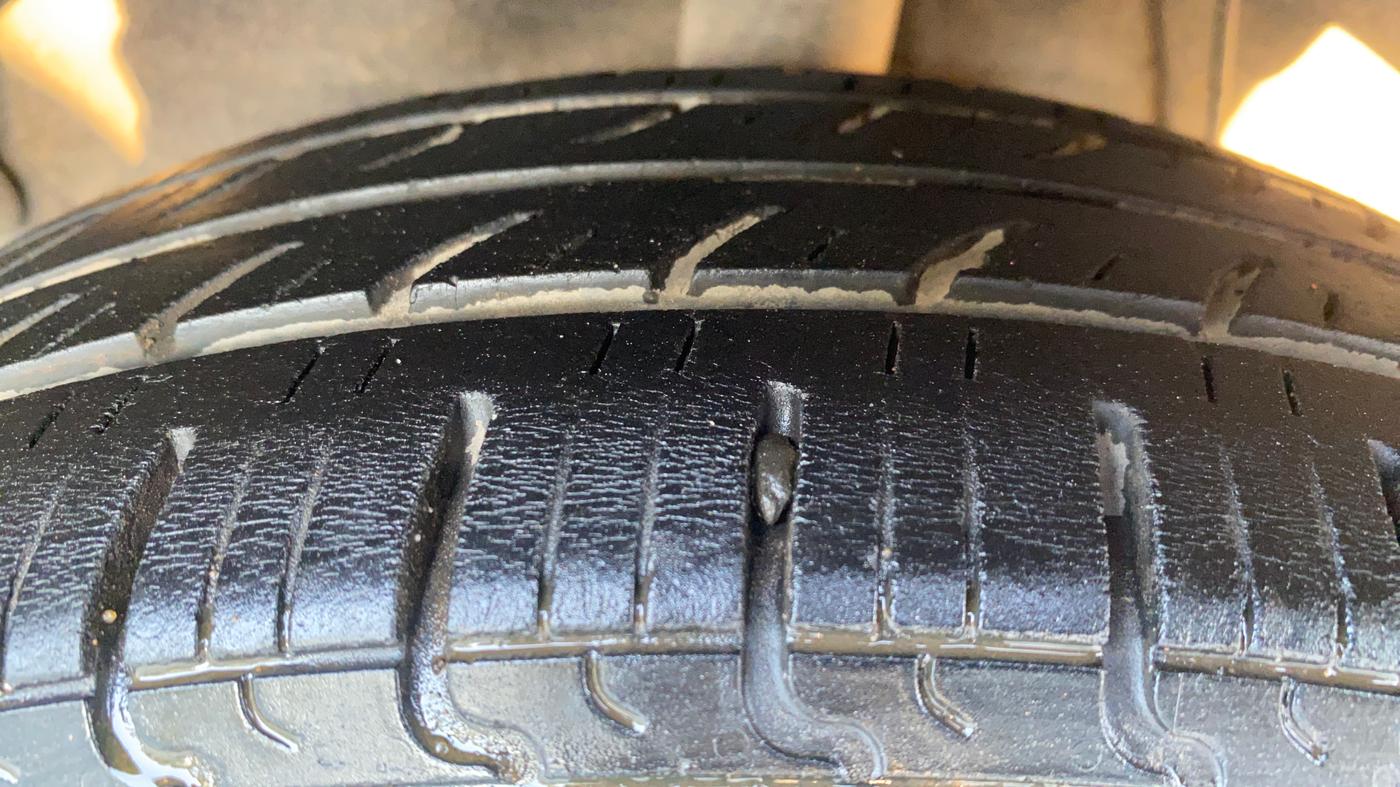 2021 Hyundai AURA S 1.2 CNG, CNG, Manual, 1,09,192 km, Right Rear Tyre Tread
