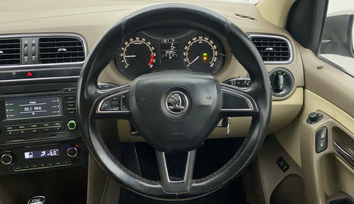 2016 Skoda Rapid 1.5 TDI CR STYLE PLUS AT, Diesel, Automatic, 84,394 km, Steering Wheel Close Up