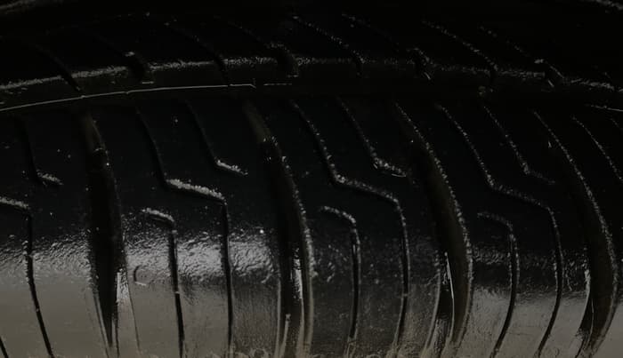 2017 Maruti Celerio ZXI AMT, Petrol, Automatic, 40,600 km, Left Front Tyre Tread