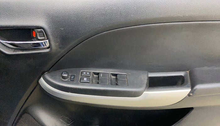 2015 Maruti Baleno DELTA PETROL 1.2, Petrol, Manual, 81,448 km, Driver Side Door Panels Control