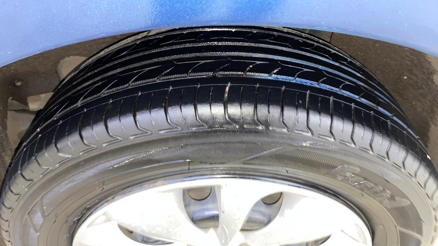 2015 Maruti Baleno DELTA PETROL 1.2, Petrol, Manual, 81,448 km, Left Rear Tyre Tread