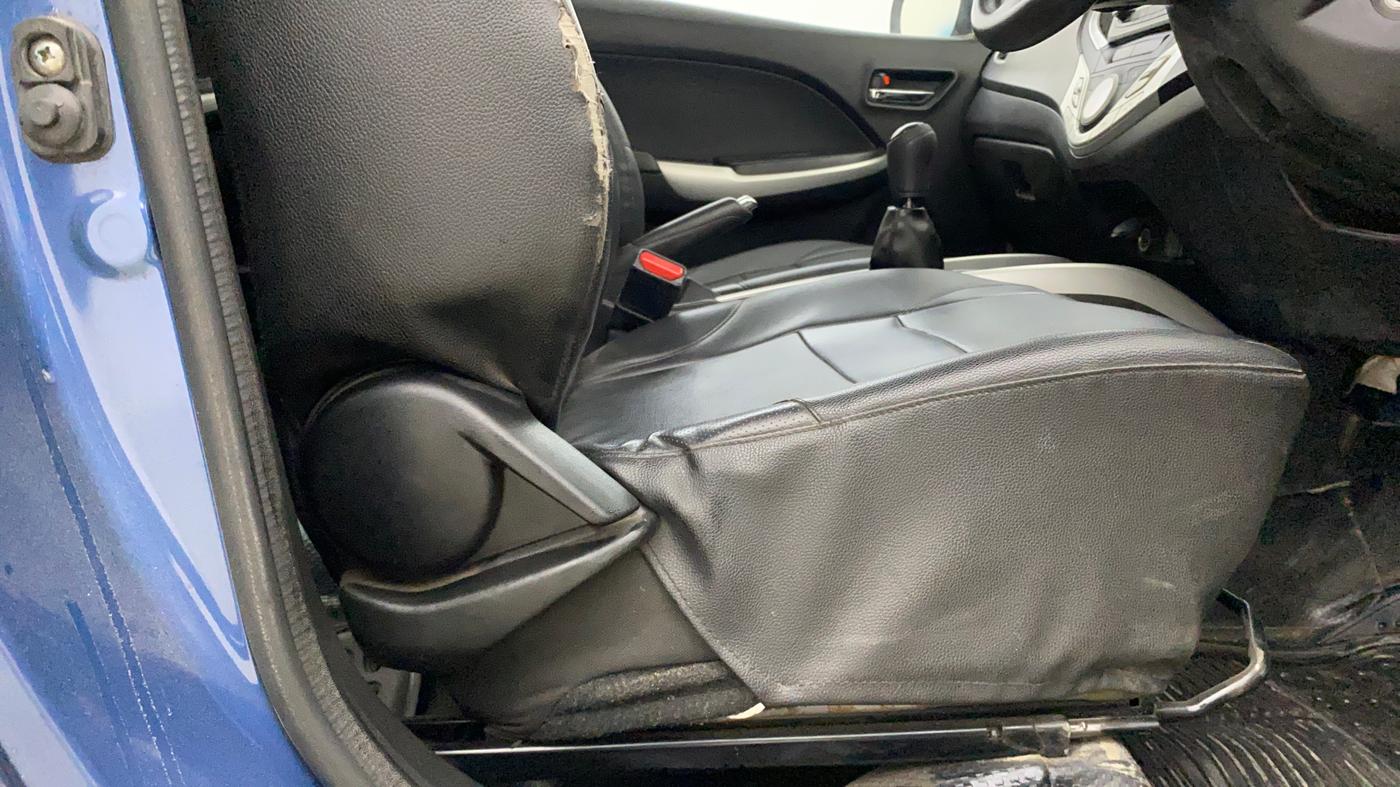 2015 Maruti Baleno DELTA PETROL 1.2, Petrol, Manual, 81,448 km, Driver Side Adjustment Panel