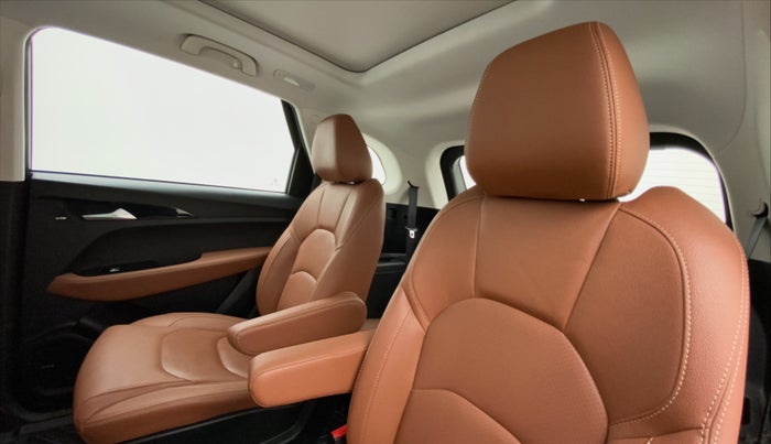 2020 MG HECTOR PLUS SHARP, Diesel, Manual, 6,248 km, Right Side Rear Door Cabin