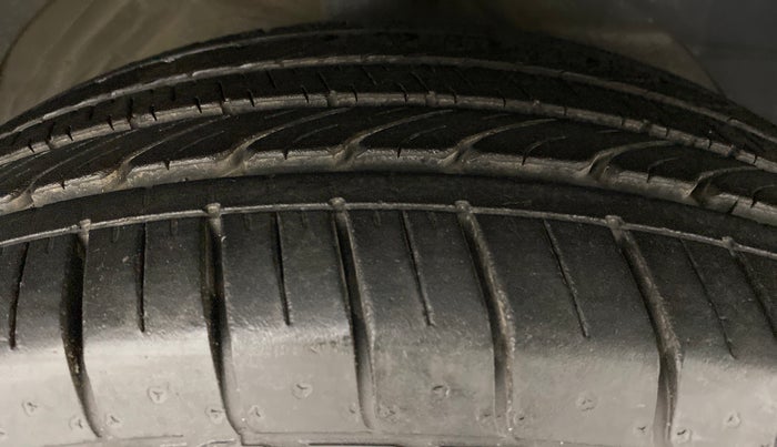 2020 MG HECTOR PLUS SHARP, Diesel, Manual, 6,248 km, Right Front Tyre Tread
