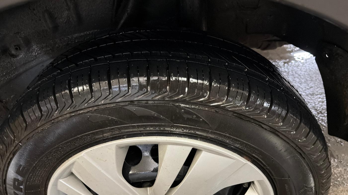 2019 Honda Amaze 1.2L I-VTEC S, Petrol, Manual, 43,660 km, Left Rear Tyre Tread