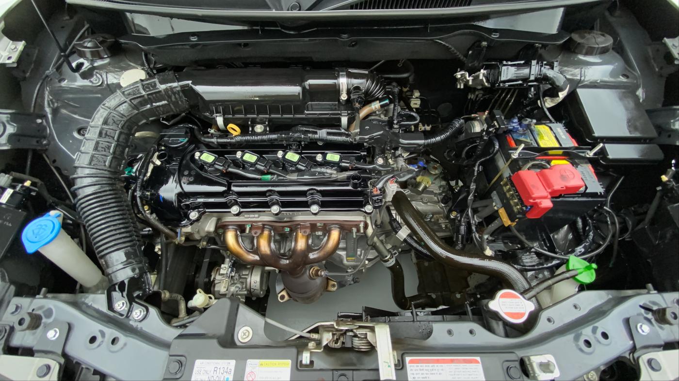2019 Maruti Swift VXI D, Petrol, Manual, 46,575 km, Open Bonet