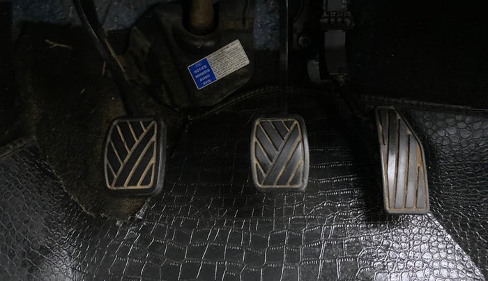 2019 Maruti Swift VXI D, Petrol, Manual, 46,575 km, Pedals