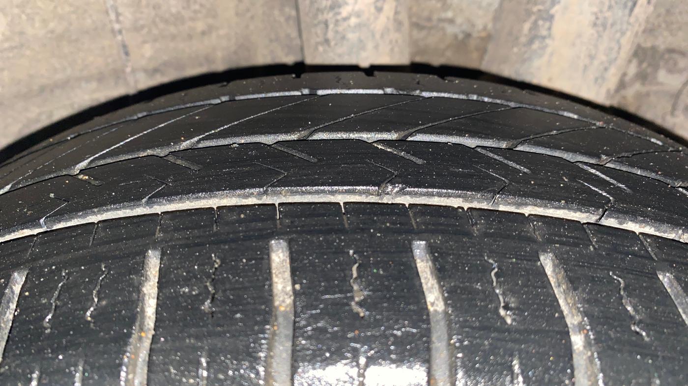 2017 Hyundai Xcent S 1.2, Petrol, Manual, 85,875 km, Left Rear Tyre Tread