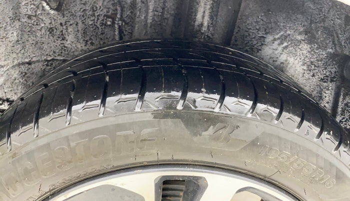 2021 Tata ALTROZ XZ PETROL, CNG, Manual, 69,986 km, Left Rear Tyre Tread
