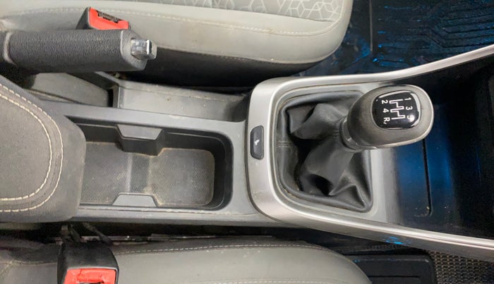 2021 Tata ALTROZ XZ PETROL, CNG, Manual, 69,986 km, Gear Lever