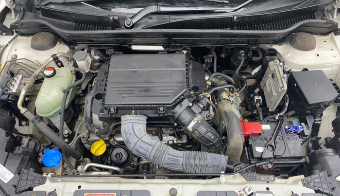 2018 Maruti Vitara Brezza ZDI + AMT, Diesel, Automatic, 50,844 km, Engine Bonet View