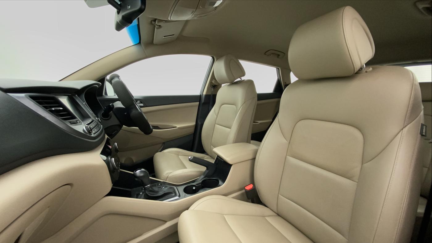 2017 Hyundai Tucson 2WD AT GL PETROL , Petrol, Automatic, 39,446 km, Right Side Front Door Cabin