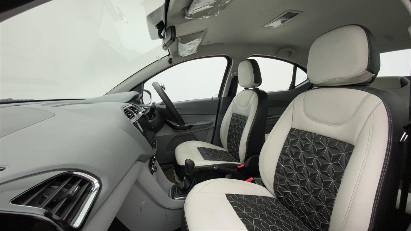 2022 Tata TIGOR XZ CNG, CNG, Manual, 33,766 km, Right Side Front Door Cabin