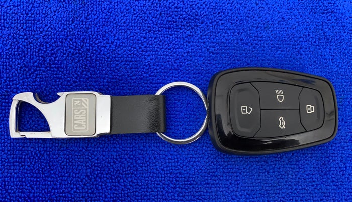 2022 Tata TIGOR XZ CNG, CNG, Manual, 33,766 km, Key Close Up