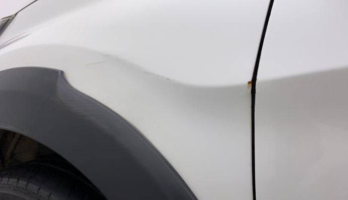 2018 Honda BR-V 1.5L I- DTEC VX, Diesel, Manual, 1,16,190 km, Left fender - Slight discoloration