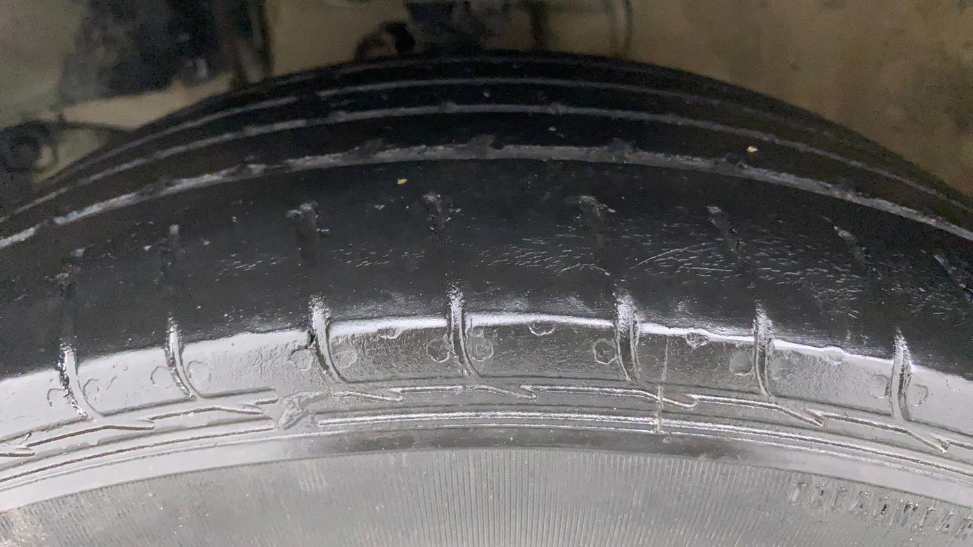 2018 Honda BR-V 1.5L I- DTEC VX, Diesel, Manual, 1,16,190 km, Left Front Tyre Tread