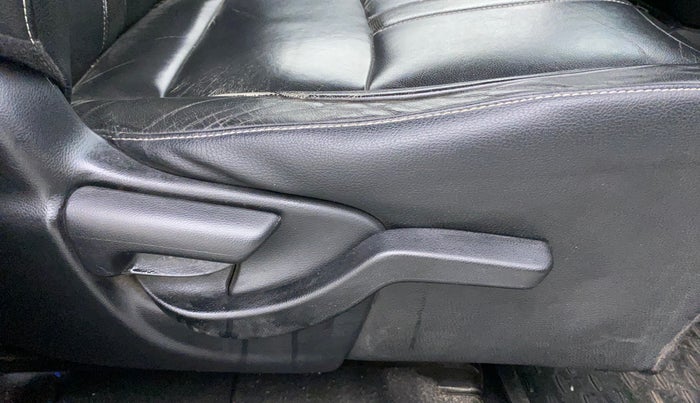 2018 Honda BR-V 1.5L I- DTEC VX, Diesel, Manual, 1,16,190 km, Driver Side Adjustment Panel