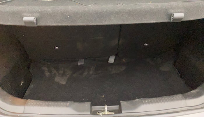 2021 Maruti IGNIS ZETA 1.2, Petrol, Manual, 72,811 km, Boot Inside