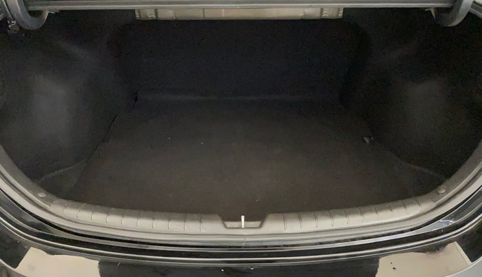 2021 Hyundai Verna SX (O) 1.5 VTVT IVT, Petrol, Automatic, 41,879 km, Boot Inside
