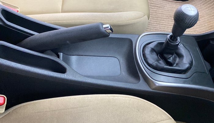 2015 Honda City SV MT PETROL, Petrol, Manual, 59,023 km, Gear Lever