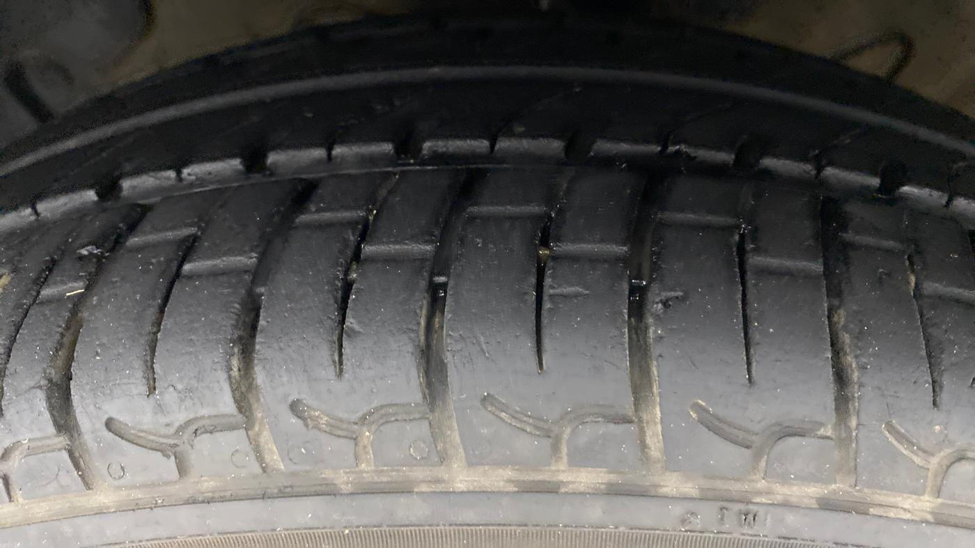 2020 Hyundai NEW SANTRO 1.1 ASTA AMT, Petrol, Automatic, 15,626 km, Left Front Tyre Tread
