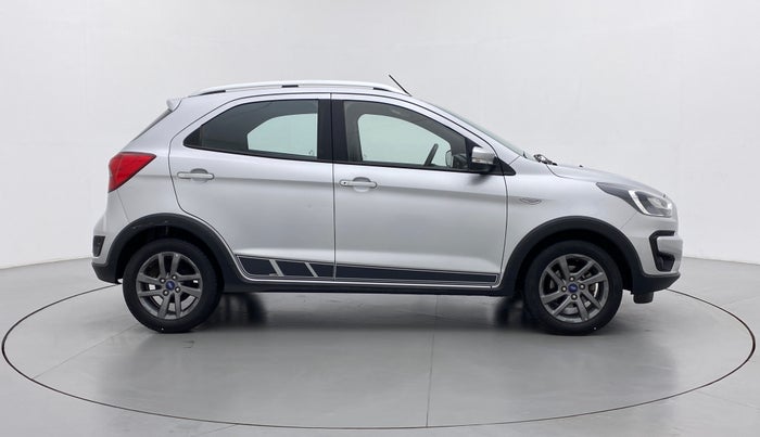2019 Ford FREESTYLE TITANIUM + 1.2 TI-VCT, Petrol, Manual, 20,855 km, Right Side View