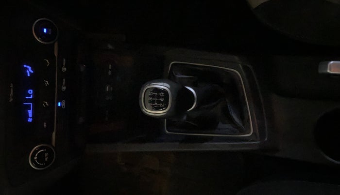 2015 Hyundai Elite i20 ASTA 1.2, Petrol, Manual, 61,959 km, Gear Lever