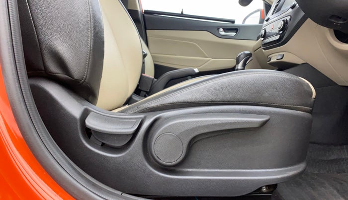 2018 Hyundai Verna 1.6 VTVT SX (O) AT, Petrol, Automatic, 30,228 km, Driver Side Adjustment Panel