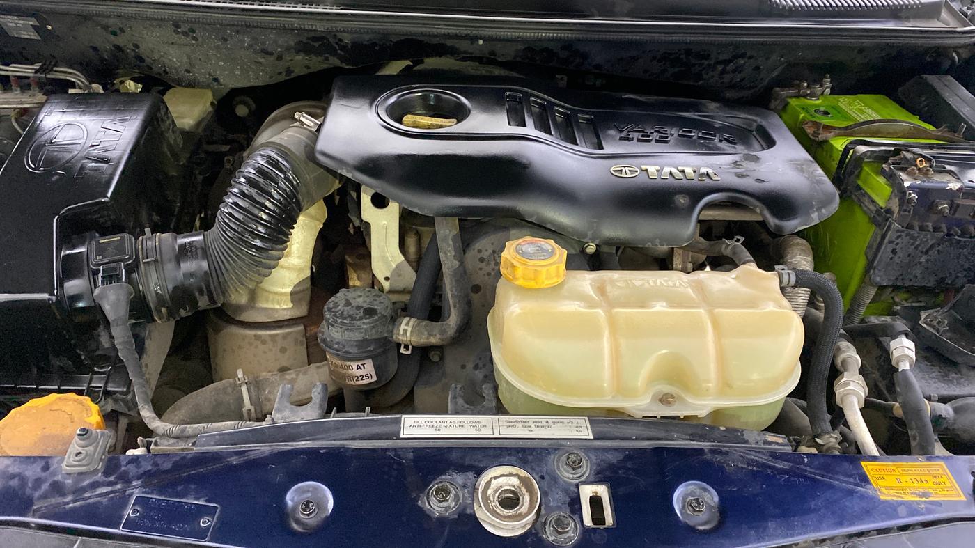 2018 Tata Hexa XTA 4X2 7 STR, Diesel, Automatic, 83,354 km, Engine View